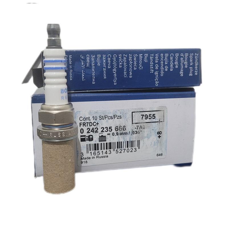 قیمت و خرید شمع خودرو بوش مدل  تک پلاتین پایه کوتاه کد  FR7DC بسته 4 عددی